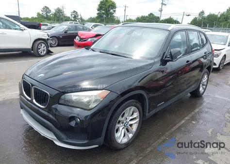 2015 BMW X1 xDrive28I из США, поврежденный, VIN WBAVL1C56FVY31876